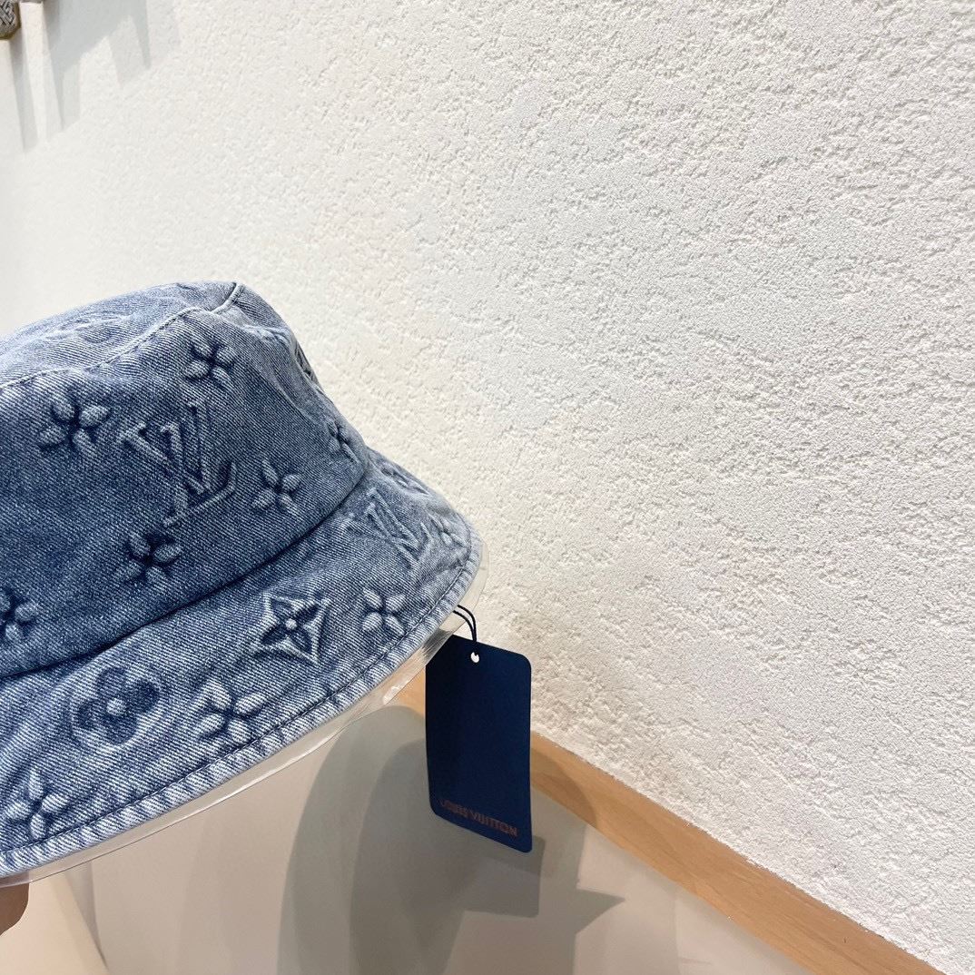 Louis Vuitton Caps